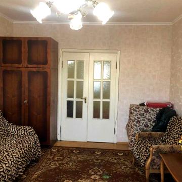 Микільська Слобідка, вулиця Пантелеймона Куліша (Челябінська) 5 Б