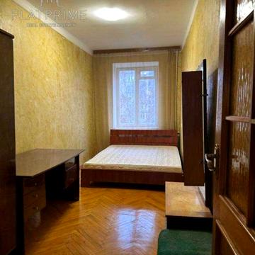 Депутатська вул., 21