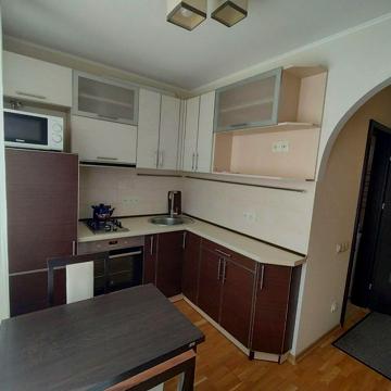 Волонтерська вул. (Соціалістична), 68