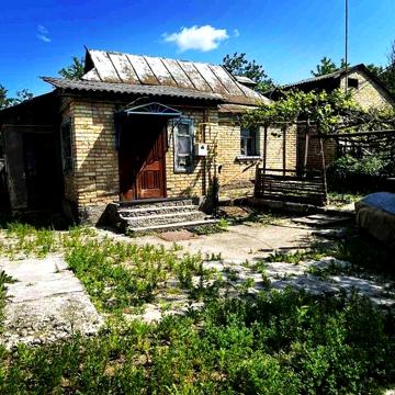 Будинок з земельною ділянкою, село Плесецьке. Без комісії!