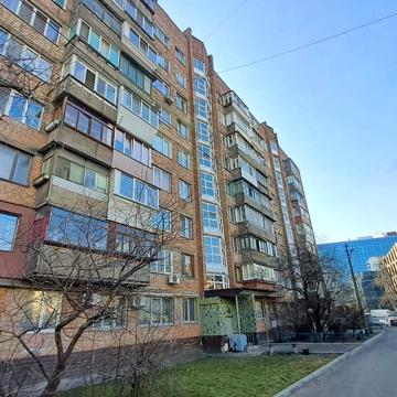 Валерія Лобановського просп. (Червонозоряний), 117