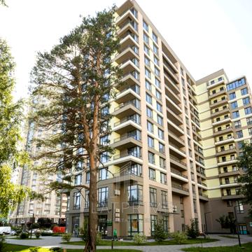 Василя Симоненка вул., 32
