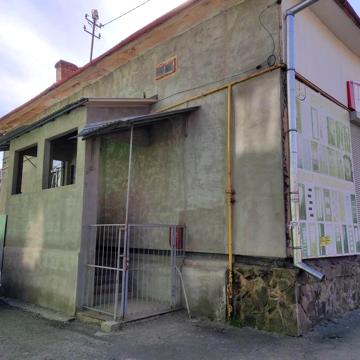 Продаж 2 кім квартири в центрі міста