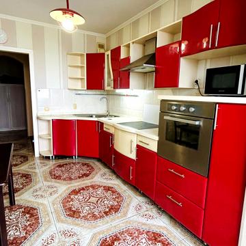 Ревуцького вул., 42Б