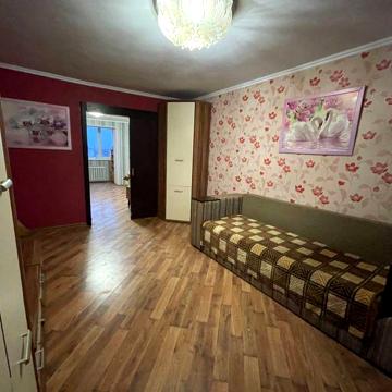 Здається в оренду 3-х кімнатна квартира,район Балка