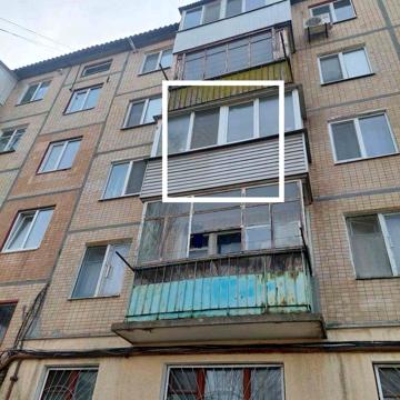 Продам 2 ком квартиру на Касиора! Левый берег!