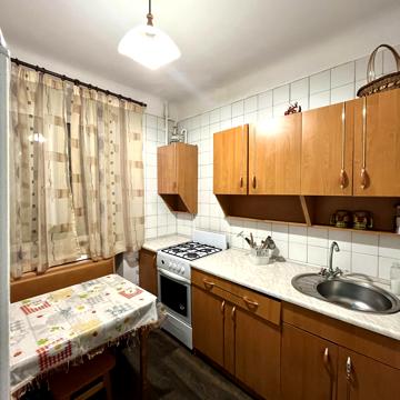 Авіаконструктора Антонова вул., 14