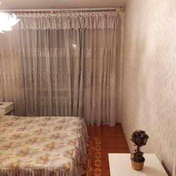 Простора трикімнатна квартира