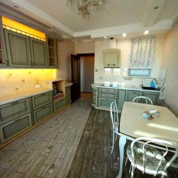 Продам 2-кім кв. 72м2 с суперевроремонтом, вул. Героїв полку Азов 4В ЖК Гранд