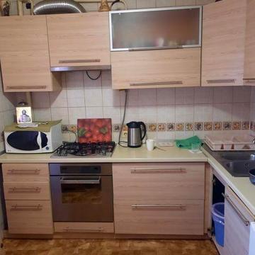 Новострой! Продам 4 кв,, пл.75м2, 2/9эт. Пр. Гагарина, Аэропорт