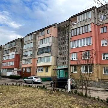 Продається 2-кімнатна квартира (Містечко)