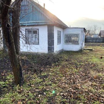 Продам будинок в центрі міста
