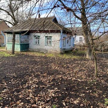 Продам будинок в центрі міста