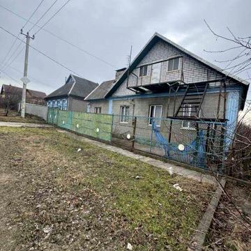 Продам великий будинок. Романково