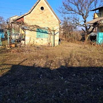 Продам дачу в гарному місті