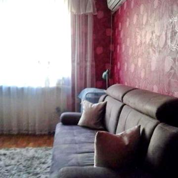 Продаж 3к Квартира вул. Градоначальницька