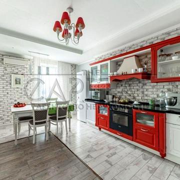 Продажа 4к квартиры 116 кв. м на ул. Голосеевская 13Б