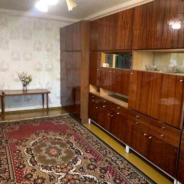 Продам просторную 2-к квартиру Макарова Надежды Алексеенко Зеленый Гай