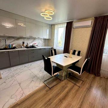 Продам 3 к квартиру Пр. Героїв України- Гвардійська 43000 у.е