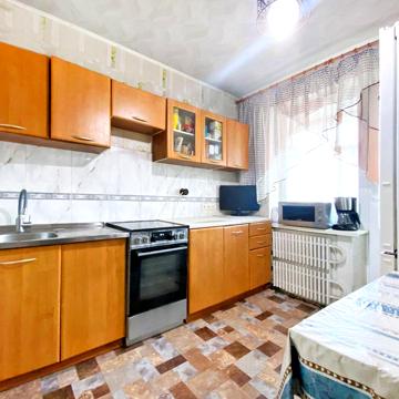 Березинська вул., 30