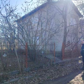 Дача в черте города, карачуны
