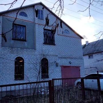 Продам надёжный и просторный дачный дом г Подгородное СТ Надежда