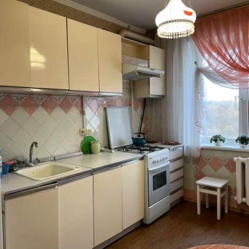 Довгострокова оренда 3к Квартира Прибузька вулиця