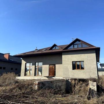 Продам дом в Новоалександровке