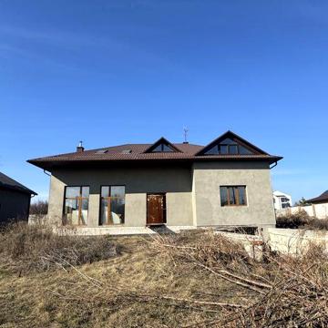 Продам дом в Новоалександровке