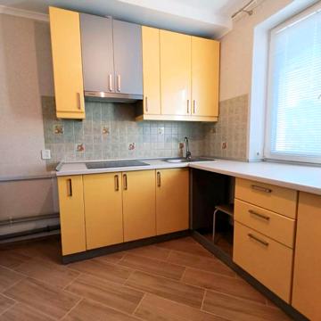 Продаж 2-х кім квартири по вул. Литвиненка