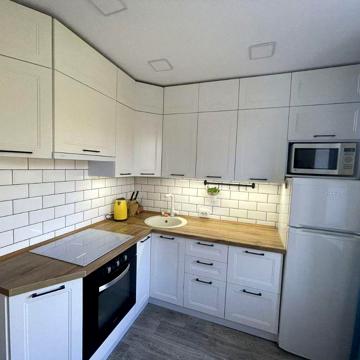 Продам 3-х кімнатну квартиру