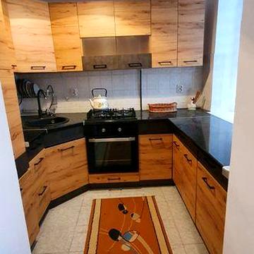 Великий будинок в престижному районі