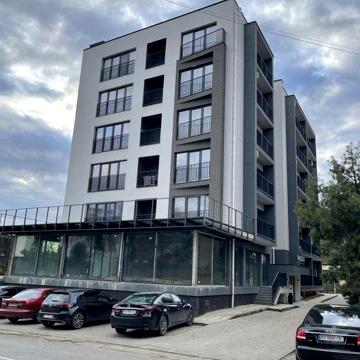 Продам квартиру в центрі міста