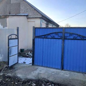 Продам будинок після пожежі , потребує ремонту