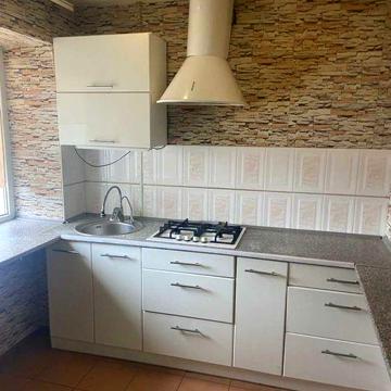 Продам 2 к.квартиру с ремонтом ул. Космонавтов 3, ж/м Приднепровск