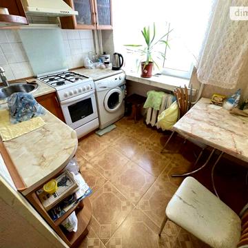 Продаж 3к Квартира Південна вулиця