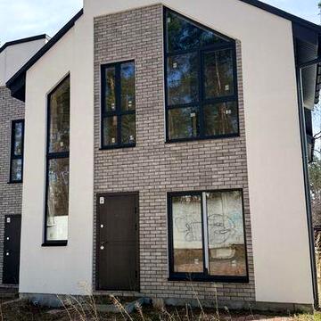 Продам таунхаус з частковим ремонтом! 80 м2, поряд 3 школа