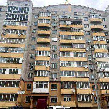 Продам 3-кімнатну Бучанський р-н. м.Буча вул.Садова7Б