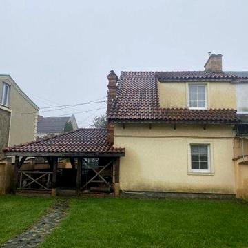 Оренда будинку у Львові в районі Пасічної