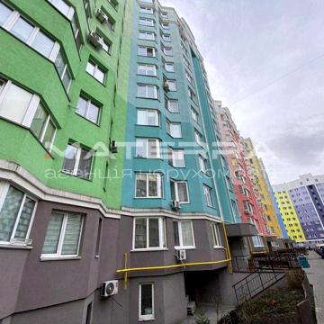 Святопетрівське Продаж просторої 2к квартира 76м2 газове опалення