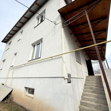 Продам двухэтажный дом, ул. Суворова (Татлина), 250 м2,