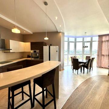 Сдам 3 комнатную квартиру 100м2 Авантаж ЖК Культуры, 22Б