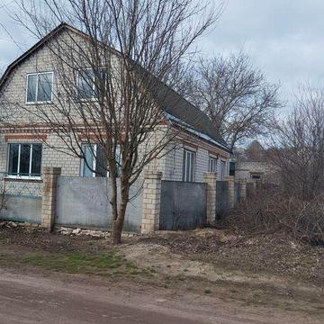 Продам  дом Новая Водолага с удобствами