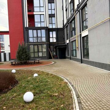 Продам 1к з газом і балконом