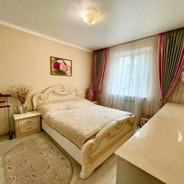 5-й Зарічний мікрорайон , 93