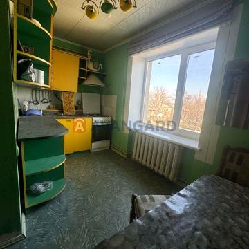 Продам квартиру у Царичанці