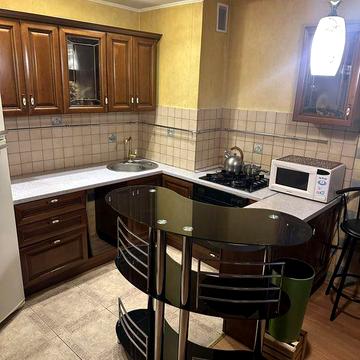 Продам 3 комнатную квартиру Победа 6