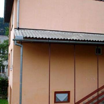 Продається житловий будинок в м. Рахів