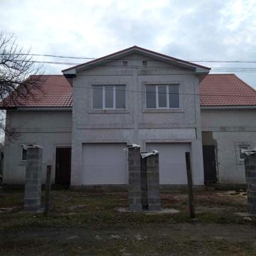 Приватний будинок