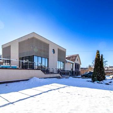 Продам современный 2-эт. коттедж в Коротиче